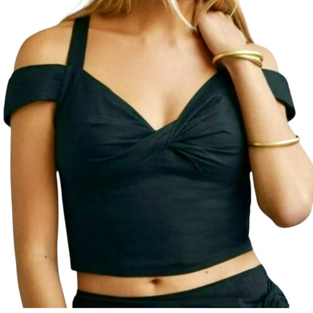Maeve Black Off-Shoulder Crop Top medium